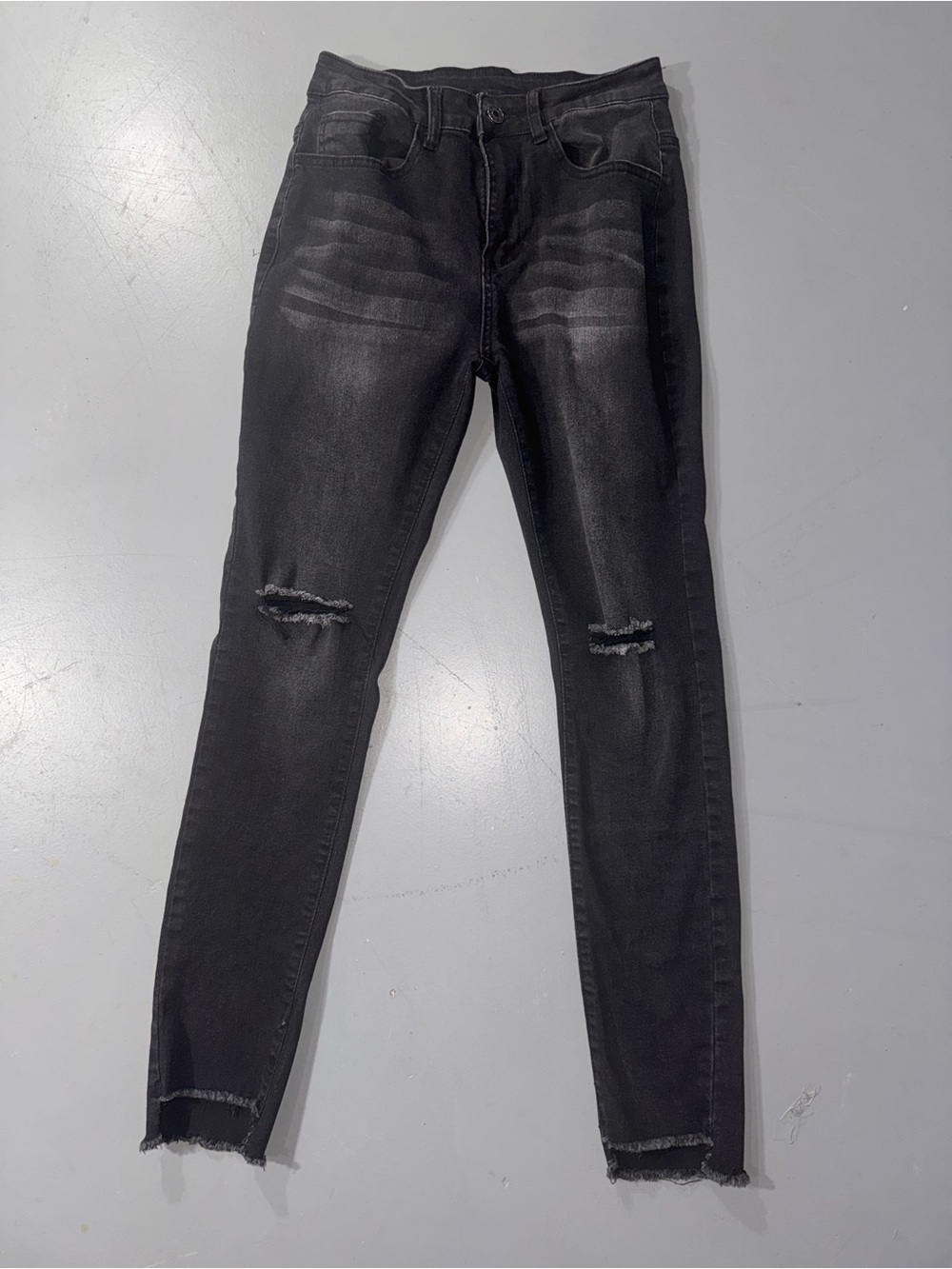 Women’s Black Distressed Skinny Jeans